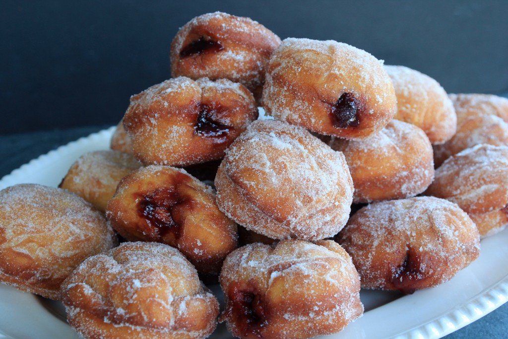 Sufganiyot (Chanukah Jelly Donuts)