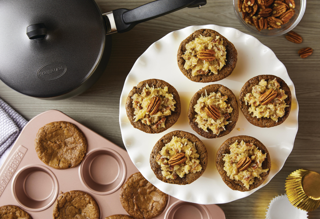 Filled German Chocolate Cupcakes - Farberware