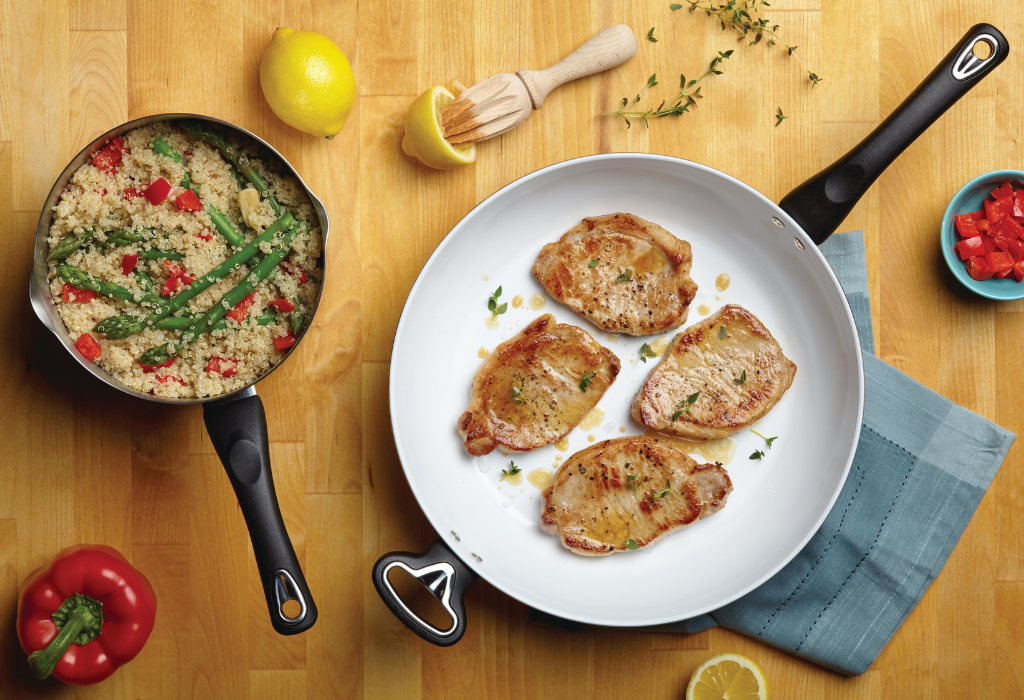 Lemon Thyme Pork Chops with Quinoa, Asparagus and Red Peppers - Farberware