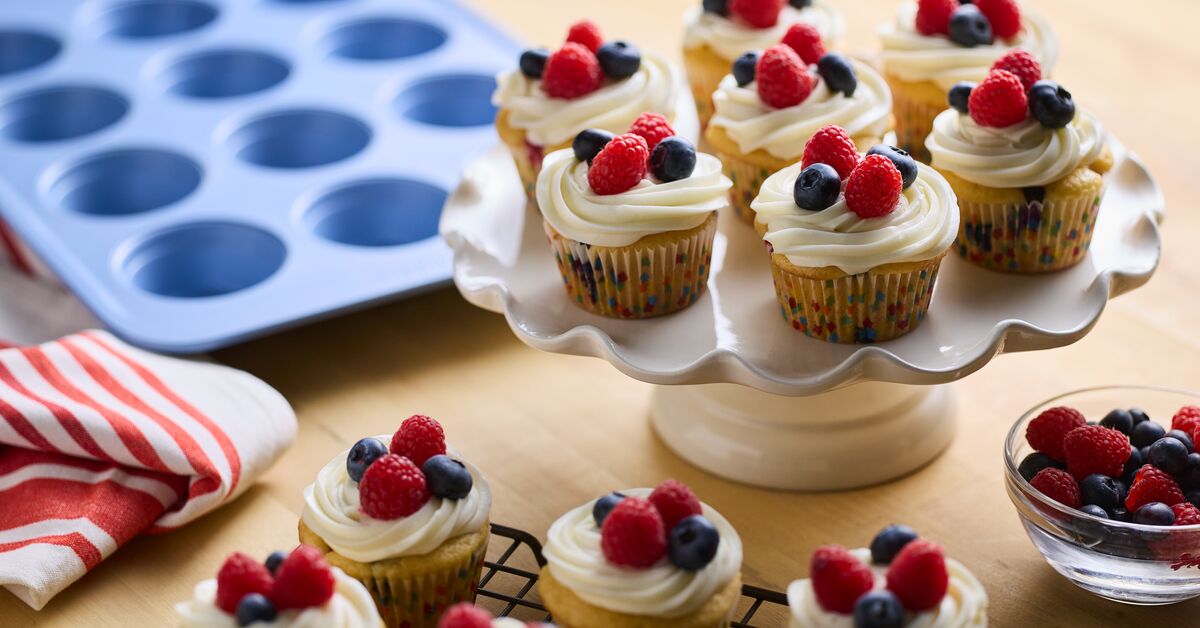 Red, White, and Blueberry Cupcakes