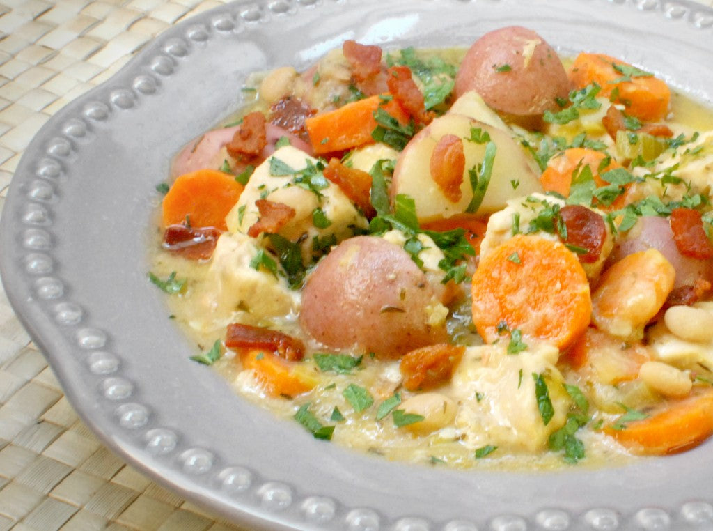 Quick Chicken & White Beans Skillet Supper