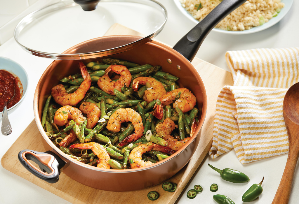 Salt and Pepper Stir-Fried Shrimp with Asparagus