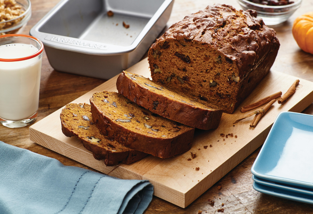 Spiced Pumpkin Raisin Bread - Farberware Cookware