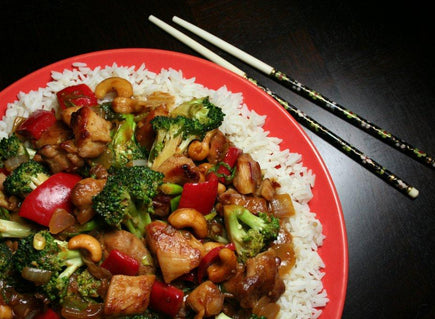 Spicy Hoisin Chicken and Cashew Stir-Fry