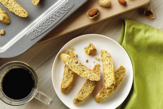 Cornmeal Almond Biscotti