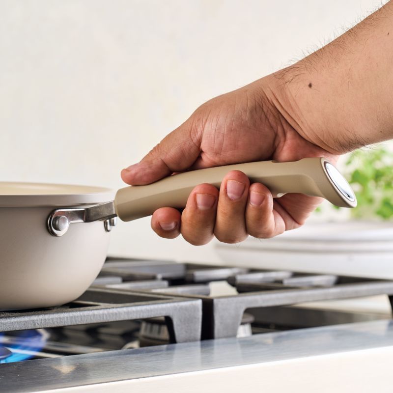 3.5-Quart Ceramic Induction Chef's Pan