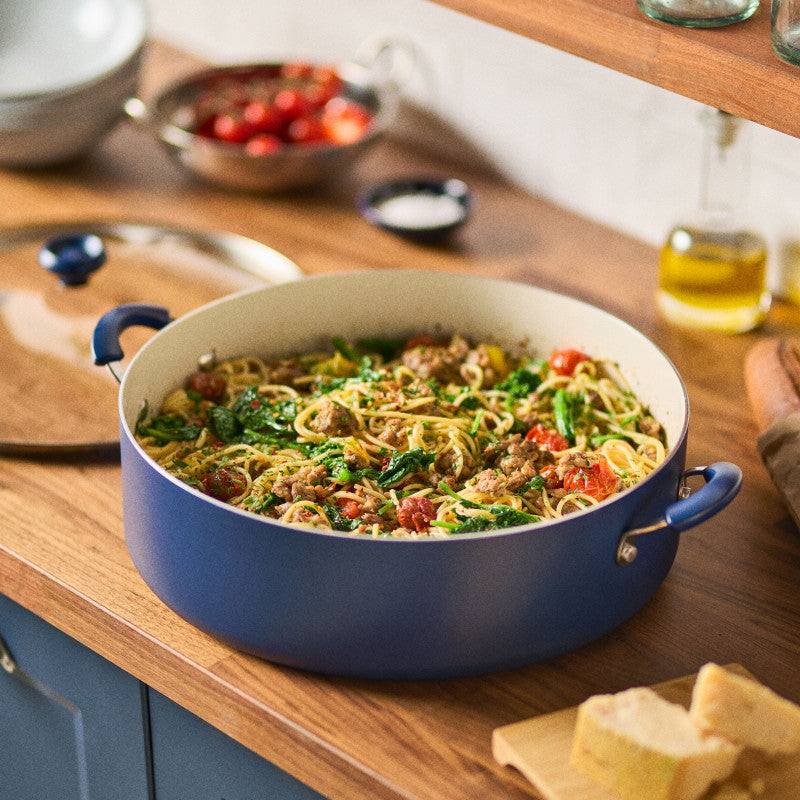 14-Inch Ceramic Nonstick Family Pan with Lid, dishwasher-safe, easy clean.