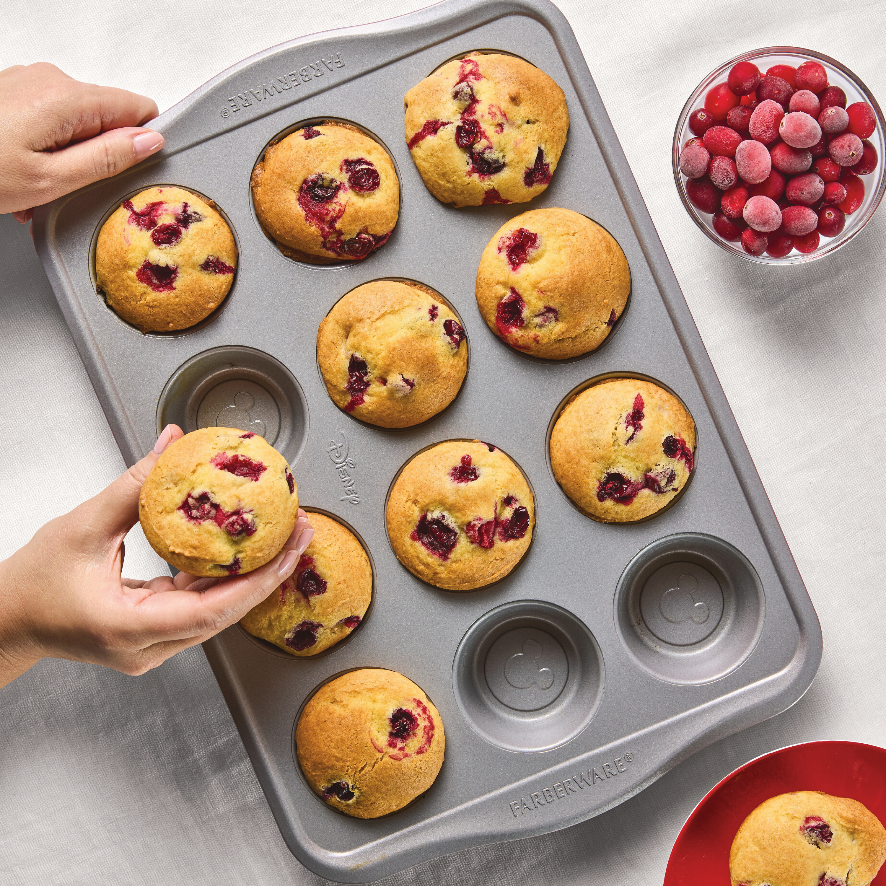 12-Cup Nonstick Muffin Pan - 