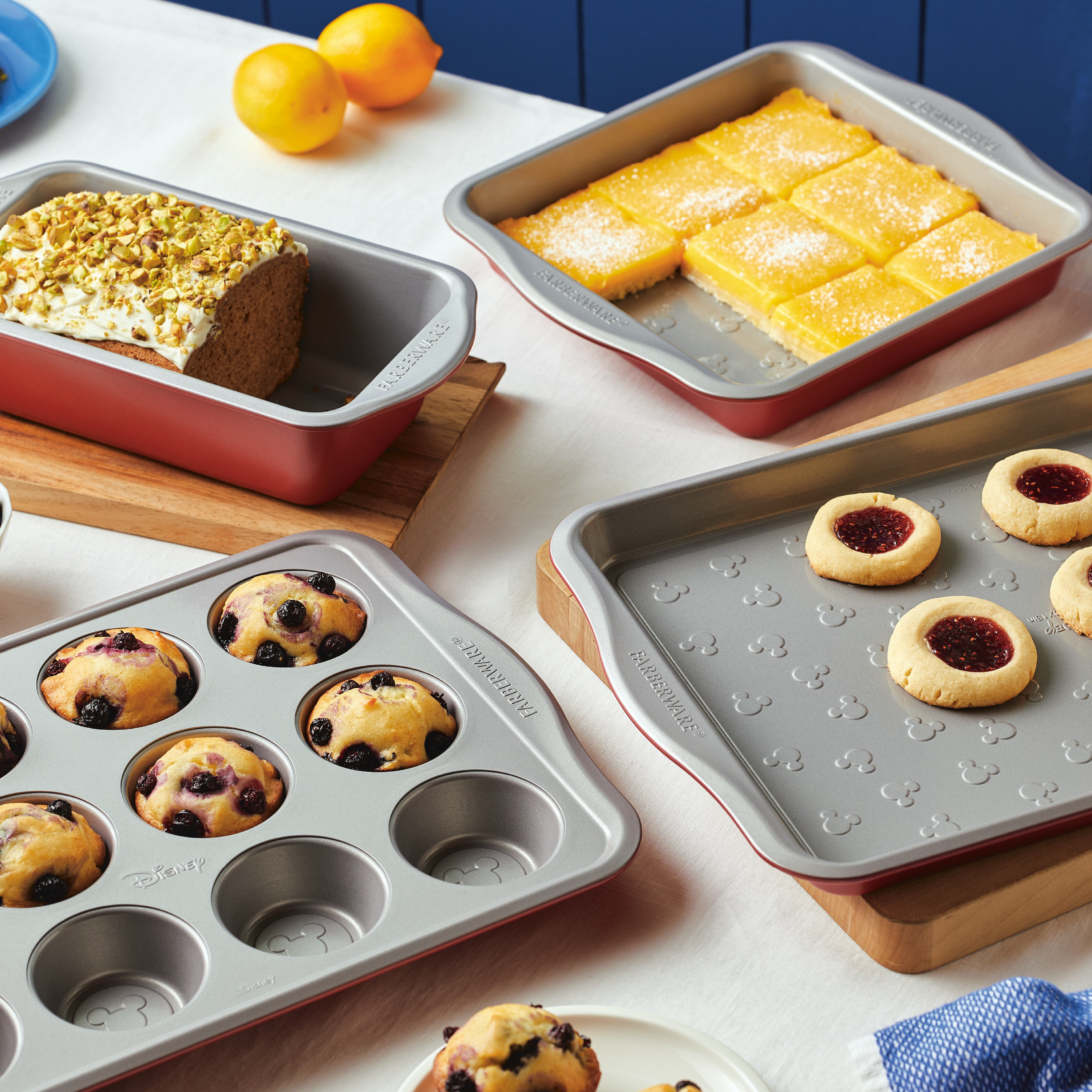 4-Piece Cake, Muffin, and Cookie Pan Set - 