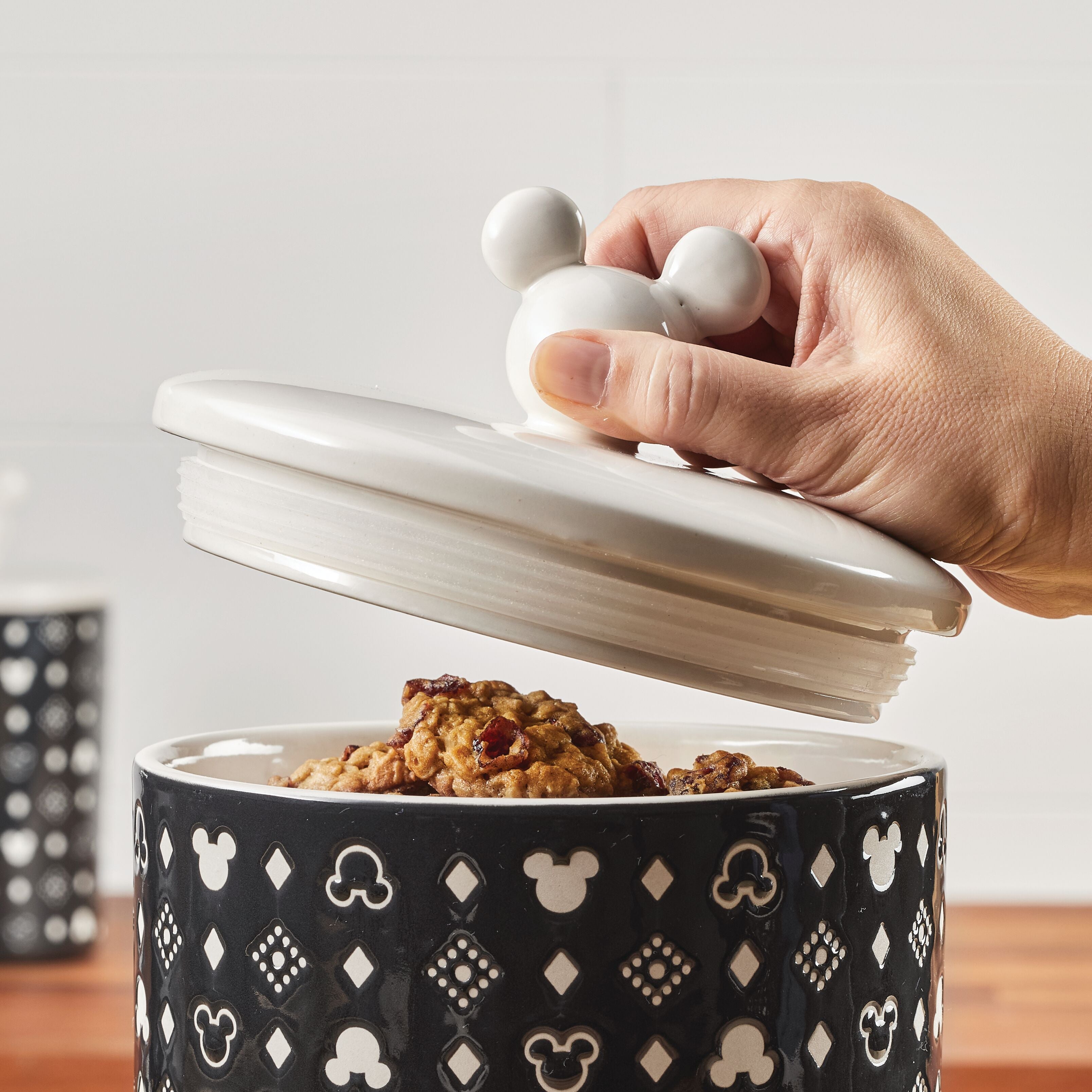 Ceramic Jar with Airtight Lid - 