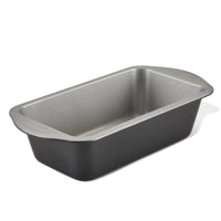 The 9"x5" Nonstick Loaf Pan is an essential addition to your bakeware collection. Its non-stick surface guarantees easy release and cleanup, making it ideal for effortlessly baking delicious breads and cakes.