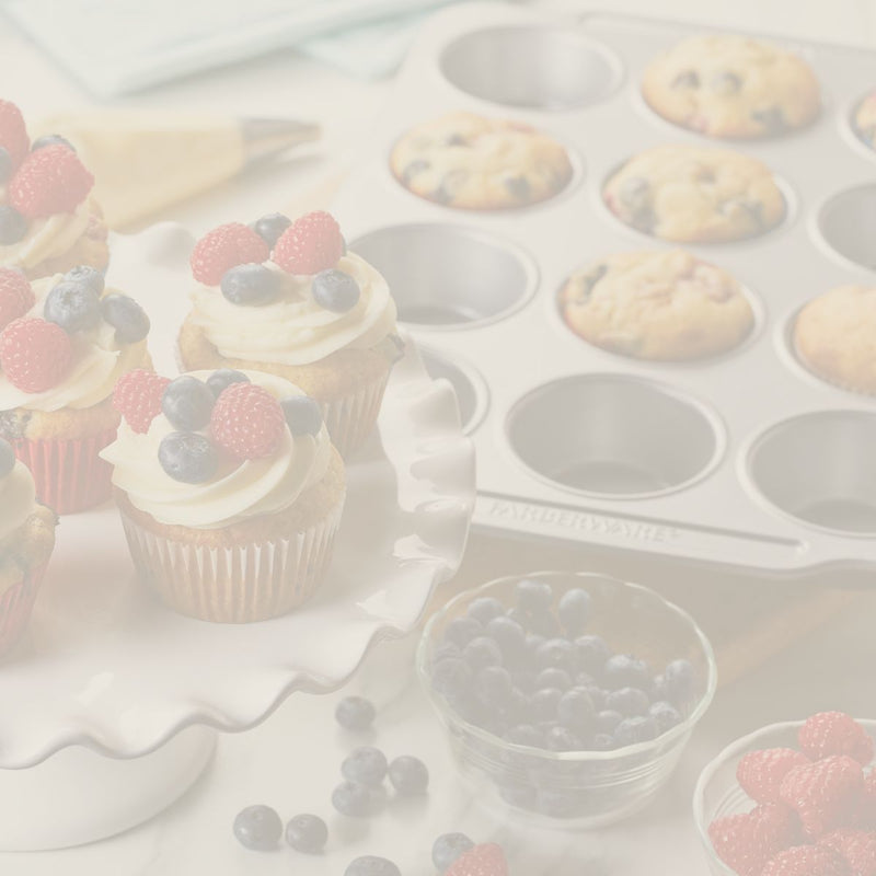 Red, White, and Blueberry cupcakes made with a Farberware muffin pan