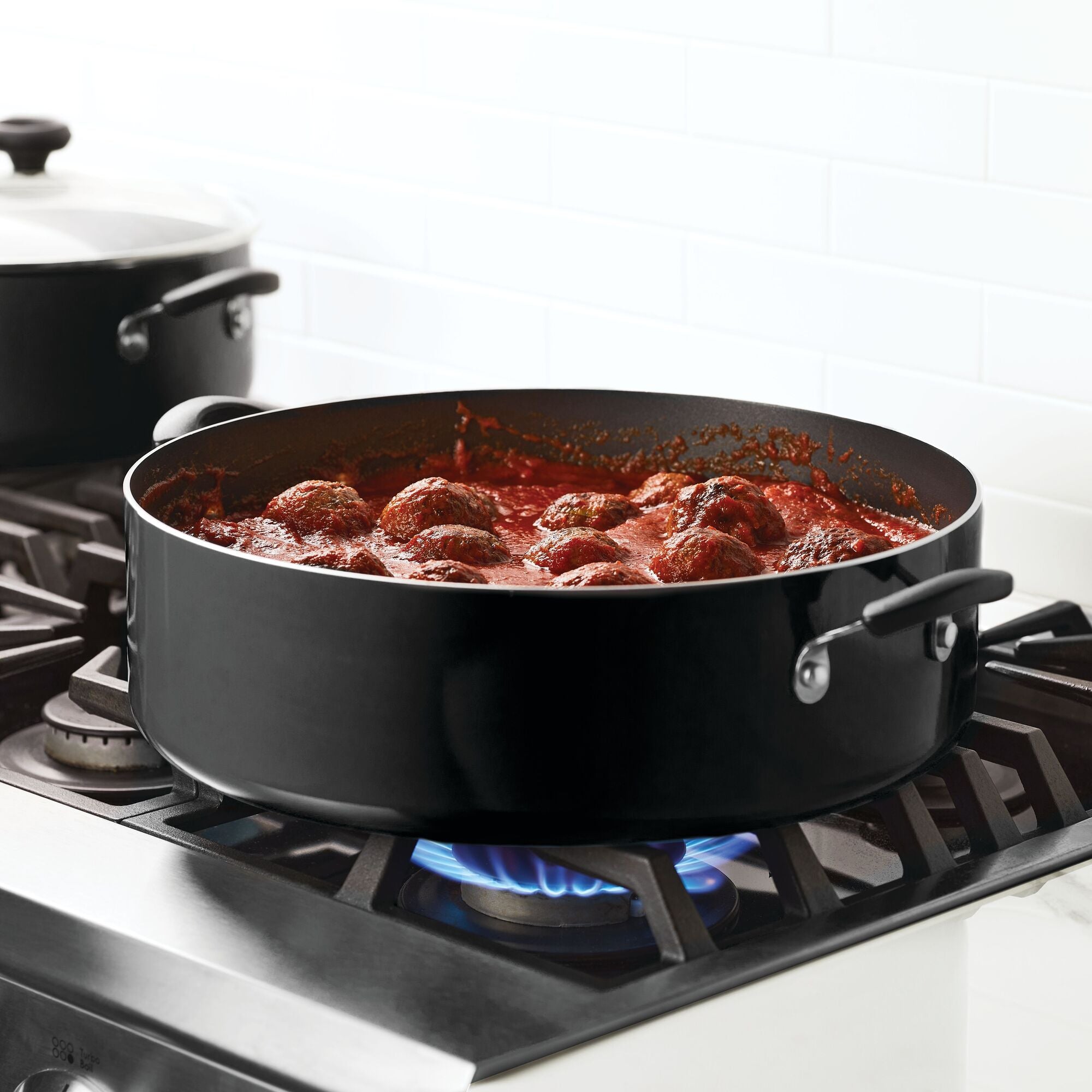 14 Inch Frying Pan With Lid: Your Ultimate Kitchen Essential